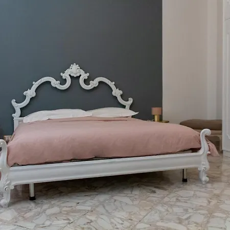 Interno 9