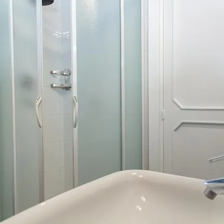 Gasthuis Interno 9 3*